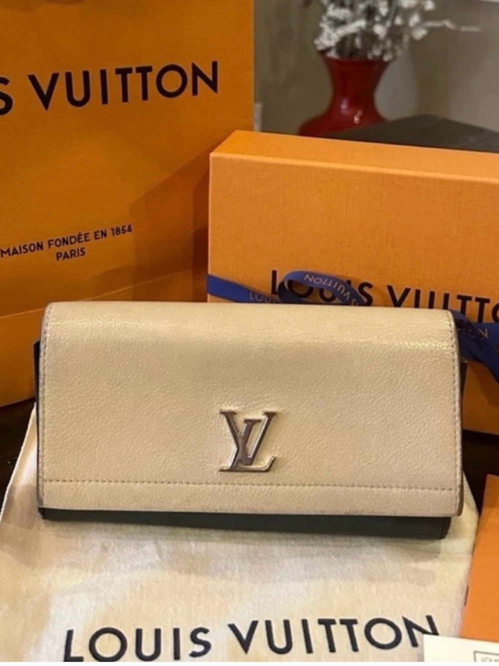 Louis Vuitton Navy/Creme LockMe Calf Leather Long Bifold Wallet